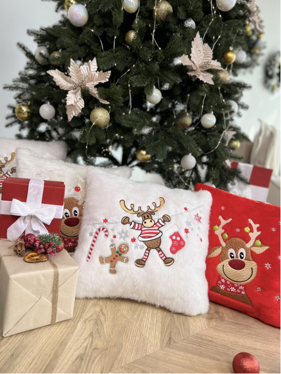 Snow Deer декоративна подушка