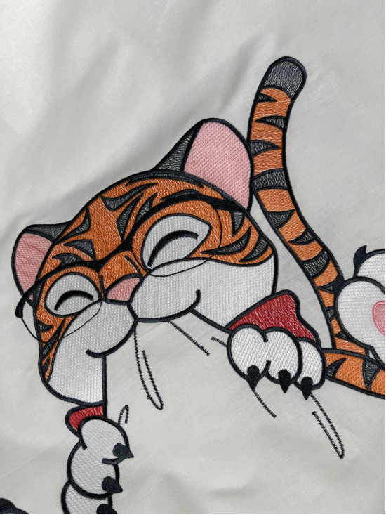Дитяча постіль з вишивкою Tiger з ранфорсу айворі