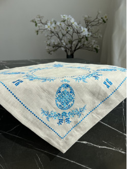 Лляна серветка великодня з візерунками