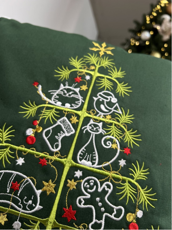 Christmas tree декоратинва подушка
